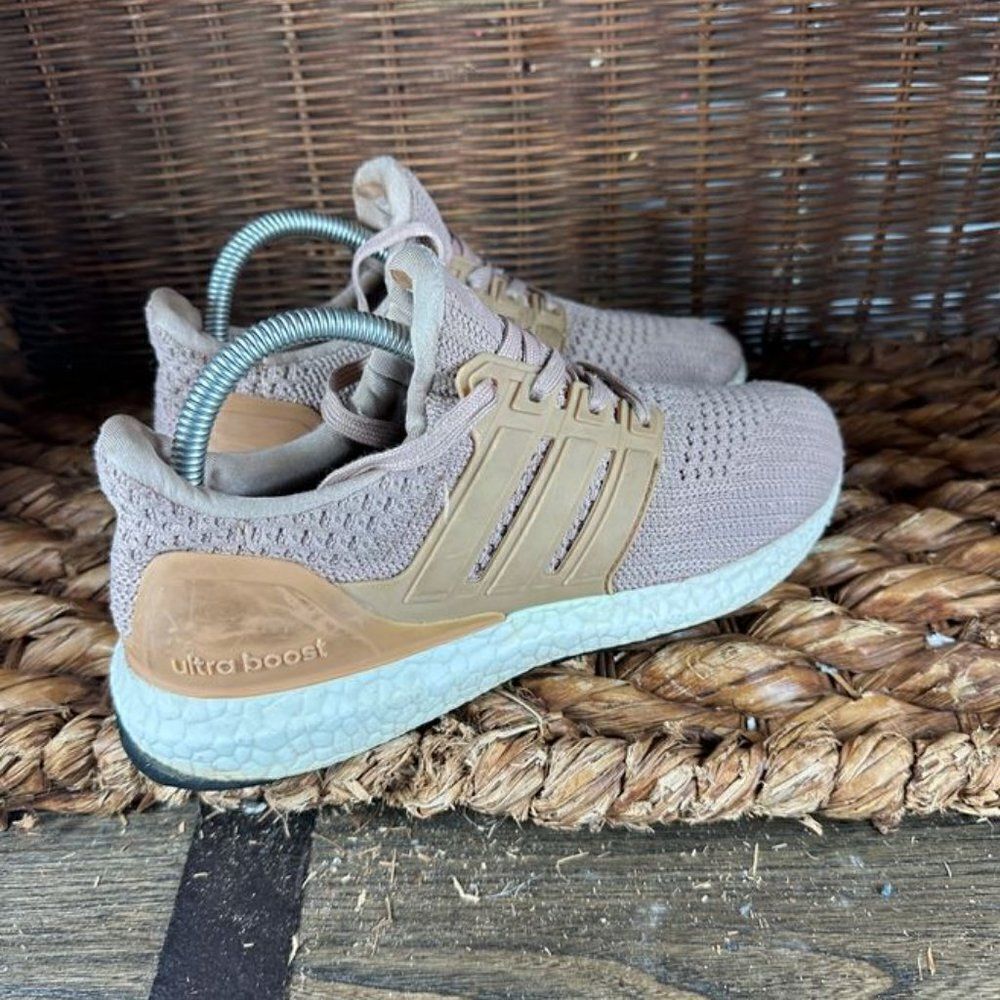 Adidas Sz 7 Women's Originals Nmd-R1‎ Beige Knit Lace Up Boost Sneakers